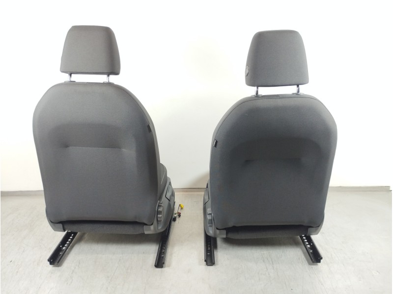 Recambio de juego asientos completo para seat ibiza (kj1) reference referencia OEM IAM 2Q4881105  