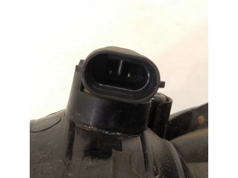 Recambio de faro antiniebla derecho para kia cee´d 1.6 crdi cat referencia OEM IAM   