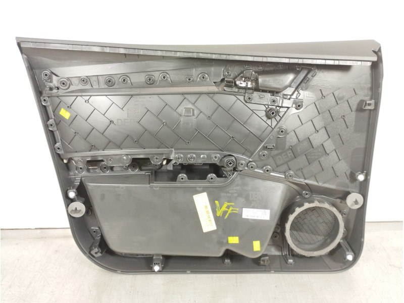 Recambio de guarnecido puerta delantera derecha para seat ibiza (kj1) reference referencia OEM IAM 6F0867132  