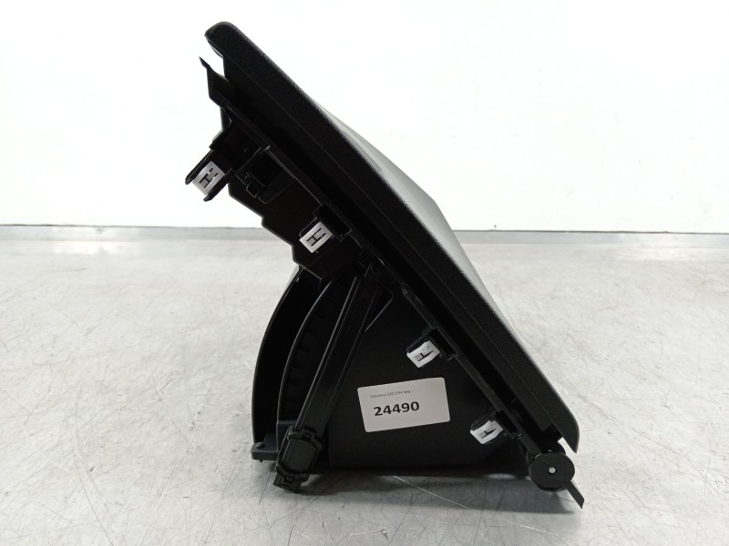 Recambio de guantera para jeep renegade deserthawk 4wd referencia OEM IAM 735579060  