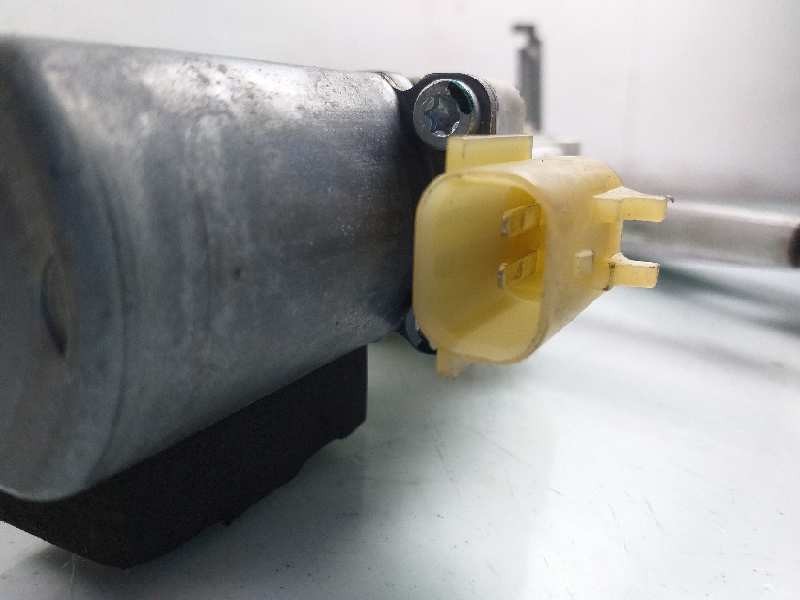 Recambio de elevalunas delantero derecho para dodge caliber se referencia OEM IAM 05074798AAE  