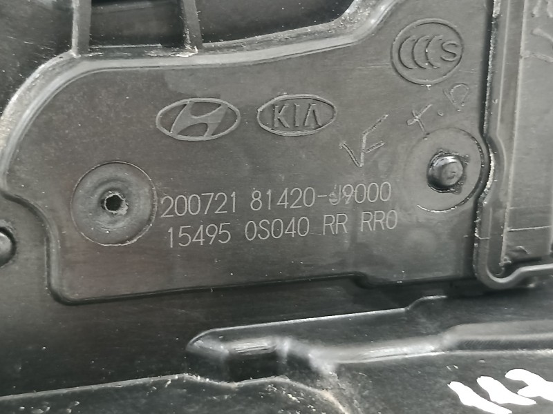 Recambio de cerradura puerta trasera derecha para hyundai kona klass hybrid 2wd referencia OEM IAM 81420J9000  