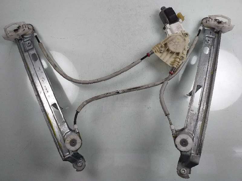 Recambio de elevalunas delantero derecho para dodge caliber se referencia OEM IAM 05074798AAE  