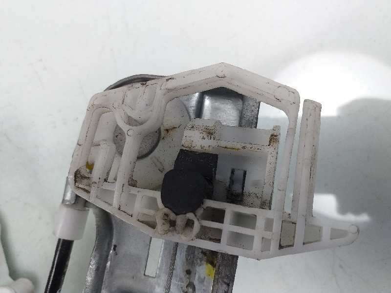 Recambio de elevalunas delantero derecho para dodge caliber se referencia OEM IAM 05074798AAE  