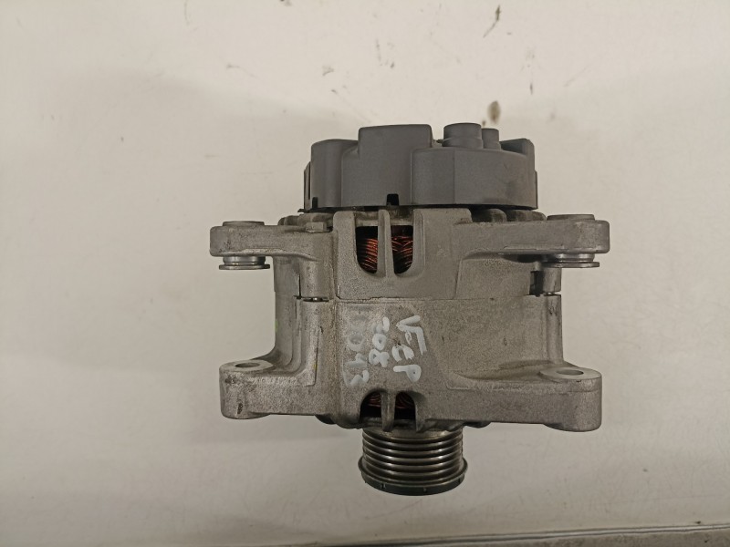 Recambio de alternador para peugeot 308 active referencia OEM IAM 9670899580  