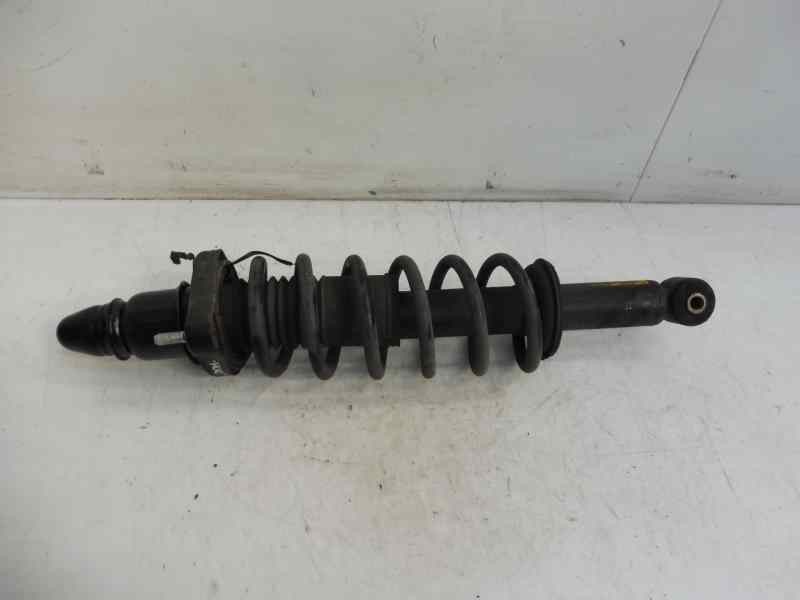 Recambio de amortiguador trasero derecho para dodge caliber se referencia OEM IAM 05105106AE  