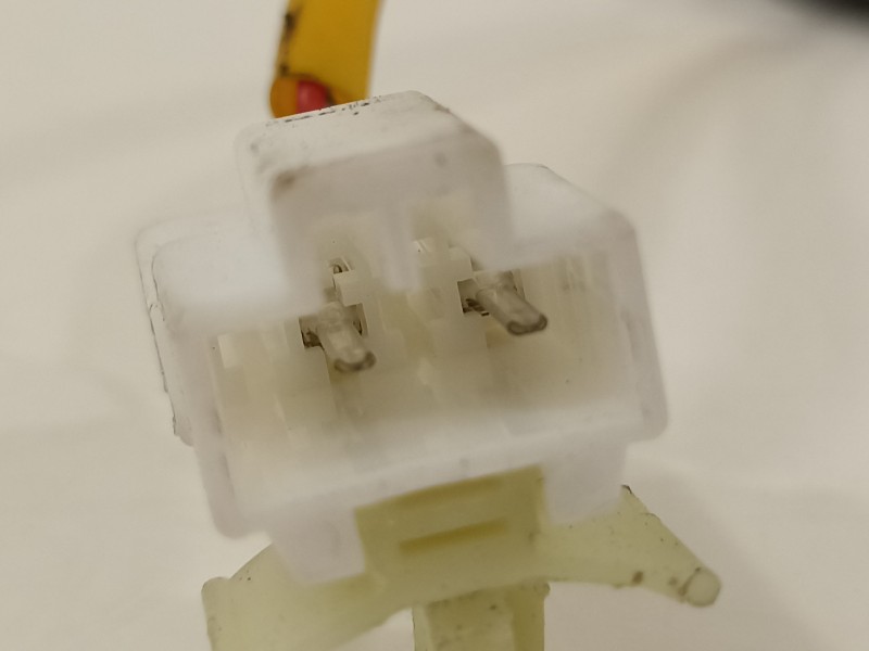 Recambio de antena para hyundai kona klass hybrid 2wd referencia OEM IAM 95420J4000  