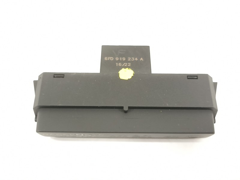 Recambio de pantalla multifuncion para seat ibiza (kj1) reference referencia OEM IAM 6F0919234A  