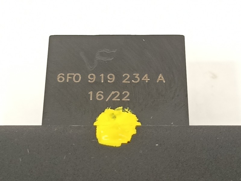 Recambio de pantalla multifuncion para seat ibiza (kj1) reference referencia OEM IAM 6F0919234A  