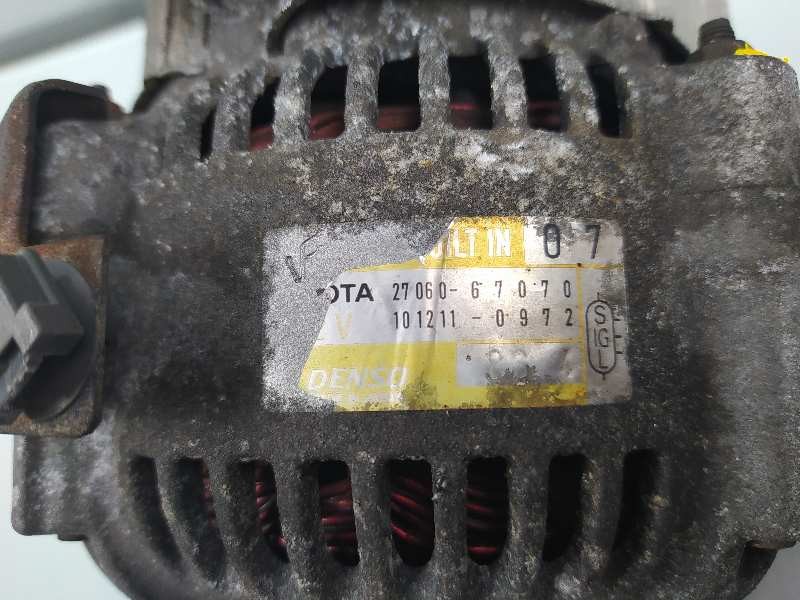 Recambio de alternador para toyota land cruiser (j9) 3.0 turbodiesel referencia OEM IAM 2706067070 1012110972 