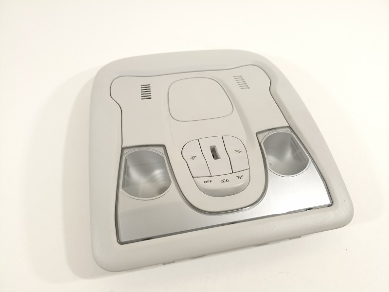 Recambio de luz interior para jeep renegade deserthawk 4wd referencia OEM IAM 7356212890  