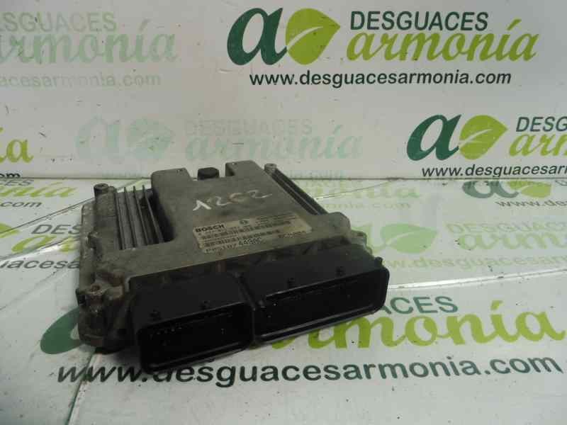 Recambio de centralita motor uce para dodge caliber se referencia OEM IAM P05187449AC 0281013693 