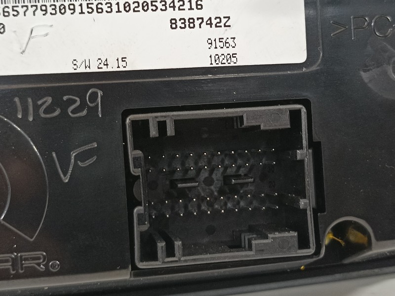 Recambio de mando climatizador para jeep renegade deserthawk 4wd referencia OEM IAM 7356577930 838742Z 