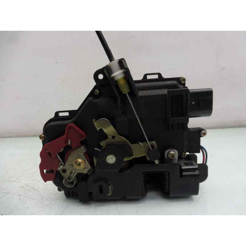 Recambio de cerradura puerta trasera izquierda para audi a4 avant (8e) 2.5 tdi (120kw) referencia OEM IAM 8E0839015C  