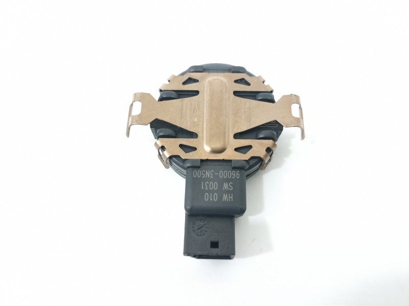 Recambio de sensor para hyundai kona klass hybrid 2wd referencia OEM IAM 960003N500  