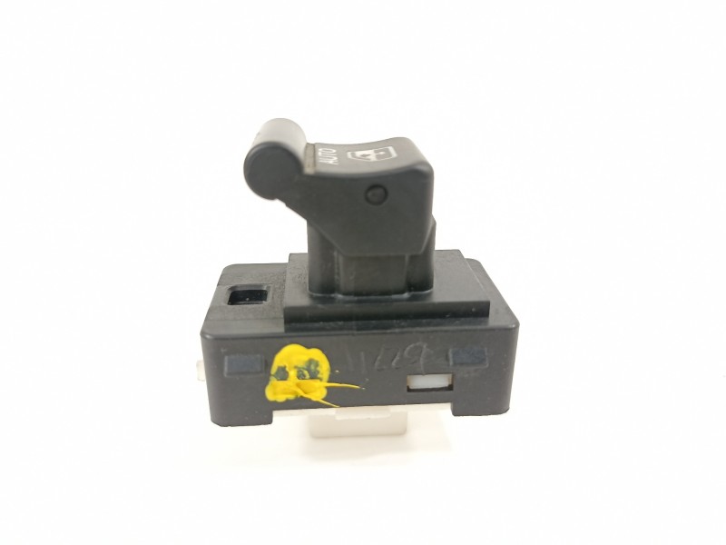 Recambio de mando elevalunas delantero derecho para jeep renegade deserthawk 4wd referencia OEM IAM 30170843  