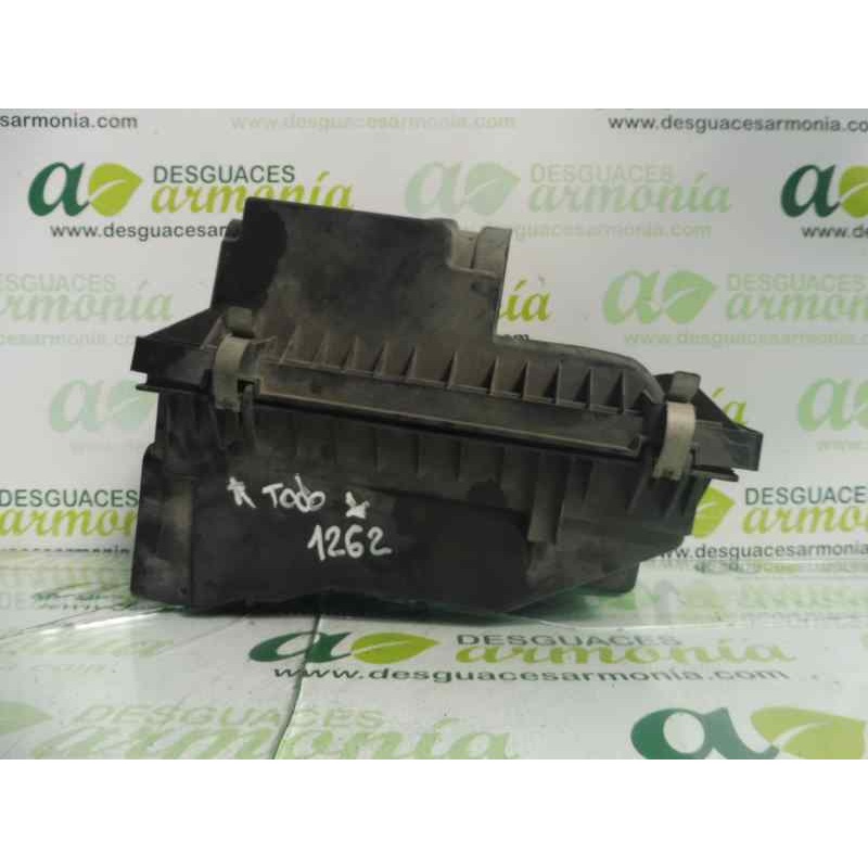 Recambio de filtro aire para dodge caliber se referencia OEM IAM 04891820AA  