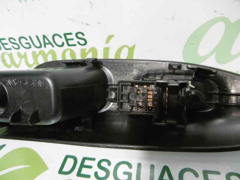 Recambio de mando elevalunas trasero derecho para nissan juke (f15) acenta referencia OEM IAM 254111KL5A  