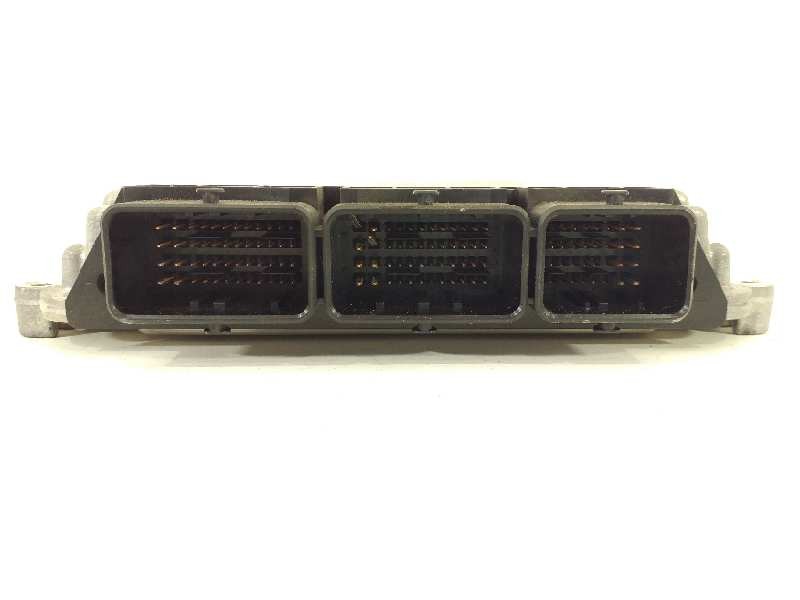 Recambio de centralita motor uce para renault laguna iii expression referencia OEM IAM 8200726880 0281014646 