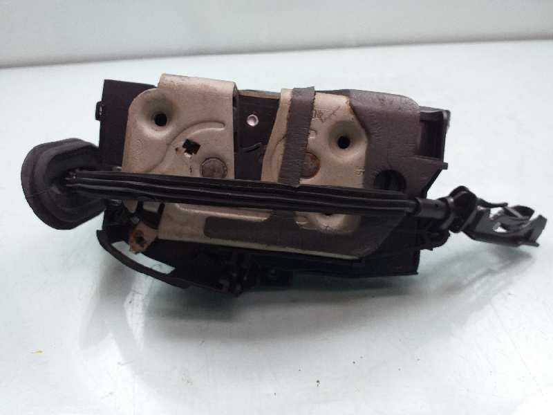 Recambio de cerradura puerta delantera derecha para ford fiesta (cb1) trend referencia OEM IAM 8A6AA21812BJ  