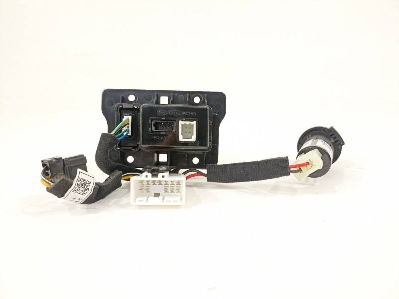 Recambio de modulo electronico para hyundai kona klass hybrid 2wd referencia OEM IAM 96120CM500 96125D3000 