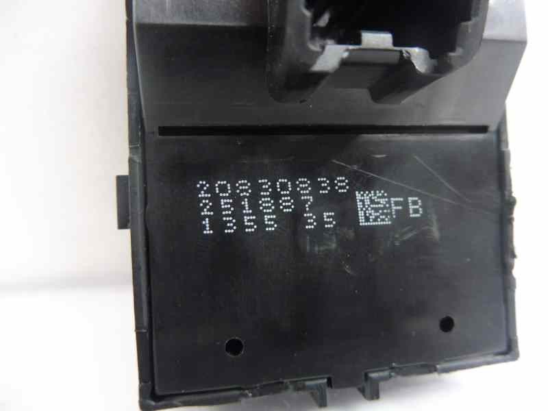 Recambio de mando elevalunas delantero izquierdo para chevrolet cruze hatchback lt+ referencia OEM IAM 135535 20830838 