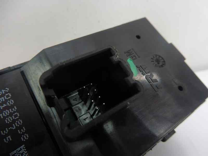 Recambio de mando elevalunas delantero izquierdo para chevrolet cruze hatchback lt+ referencia OEM IAM 135535 20830838 