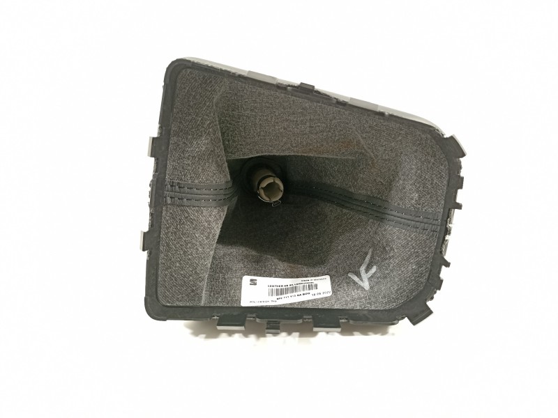 Recambio de pomo palanca cambio para seat ibiza (kj1) reference referencia OEM IAM 6F0711113AA  