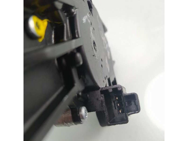 Recambio de motor limpia trasero para ford fiesta (cb1) trend referencia OEM IAM 8A61A17K441AE 0390201252 