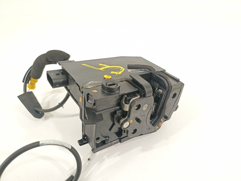 Recambio de cerradura puerta trasera derecha para peugeot 308 active referencia OEM IAM 9810309880  