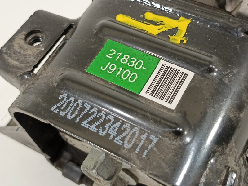 Recambio de soporte cambio para hyundai kona klass hybrid 2wd referencia OEM IAM 21830J9100  
