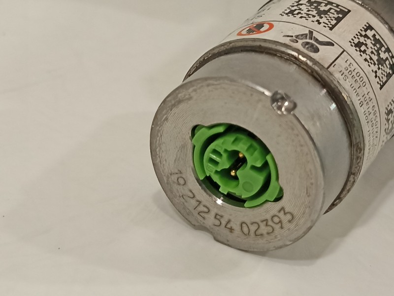 Recambio de airbag lateral delantero izquierdo para hyundai kona klass hybrid 2wd referencia OEM IAM 80410J9500 192125402393 