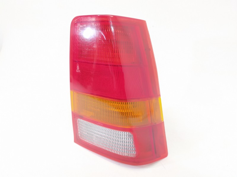 Recambio de piloto trasero derecho para opel kadett e cup lim. referencia OEM IAM   