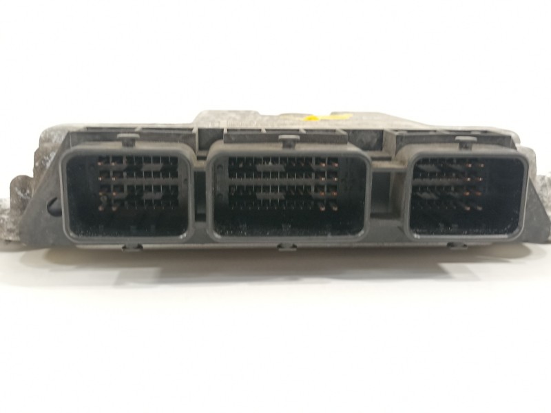 Recambio de centralita motor uce para ford focus berlina (cap) ambiente (d) referencia OEM IAM 5M5112A650LB 0281012486 