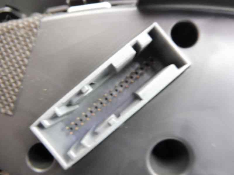 Recambio de cuadro instrumentos para chevrolet cruze hatchback lt+ referencia OEM IAM 95472850  