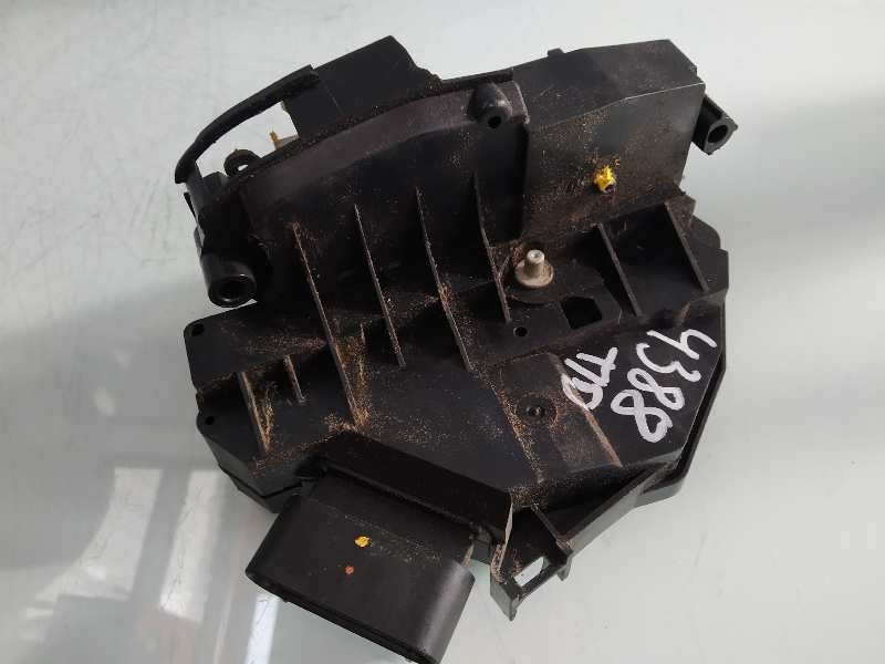 Recambio de cerradura puerta trasera derecha para ford fiesta (cb1) trend referencia OEM IAM 8A6AA26412AJ  