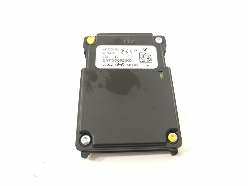 Recambio de camara para hyundai kona klass hybrid 2wd referencia OEM IAM 95740CM000  