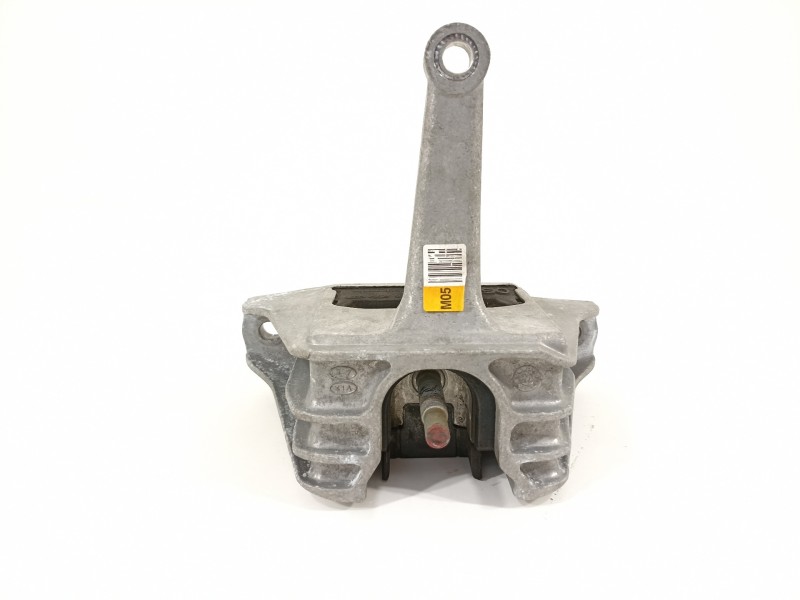 Recambio de soporte motor derecho para hyundai kona klass hybrid 2wd referencia OEM IAM 21810J9100  