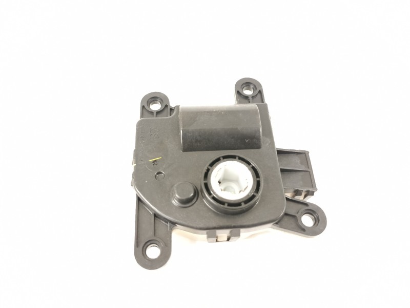 Recambio de motor apertura trampillas climatizador para hyundai kona klass hybrid 2wd referencia OEM IAM H400730912 971543Z000 