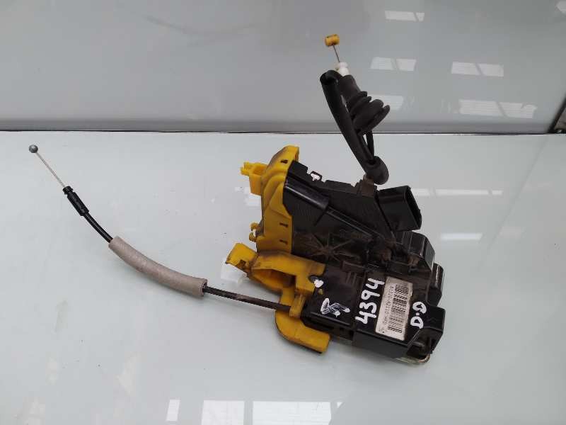 Recambio de cerradura puerta delantera derecha para kia cee´d sporty wagon drive referencia OEM IAM 81320A2110HFD  
