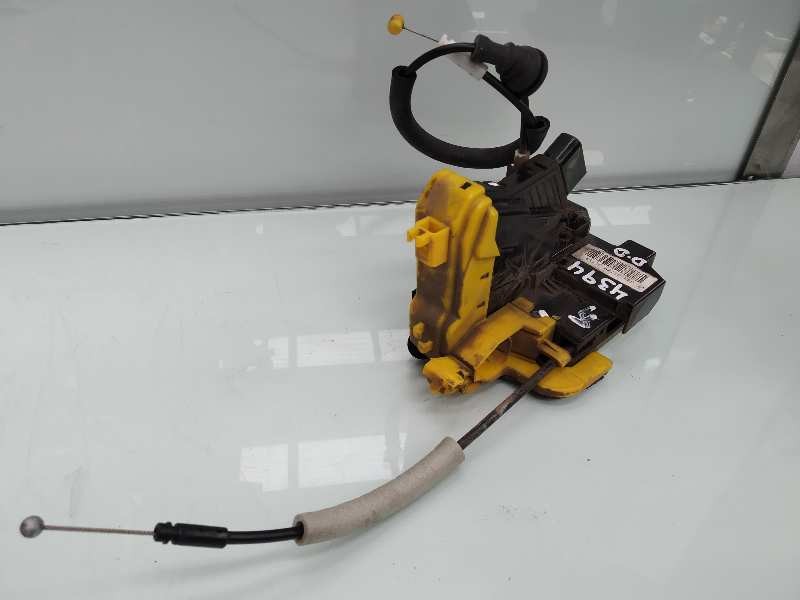 Recambio de cerradura puerta delantera derecha para kia cee´d sporty wagon drive referencia OEM IAM 81320A2110HFD  