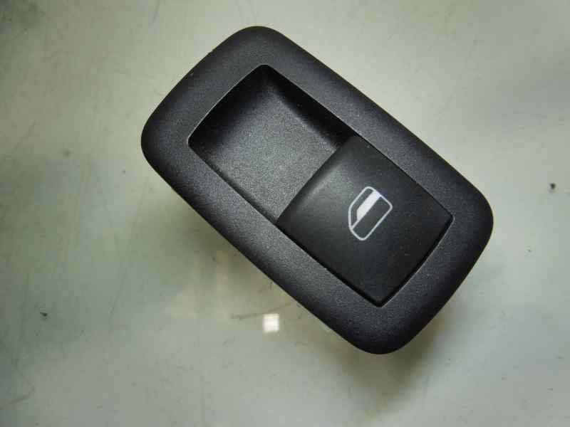 Recambio de mando elevalunas trasero izquierdo para fiat freemont (345) lounge referencia OEM IAM 56046832AB  