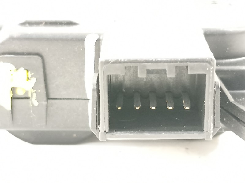 Recambio de motor apertura trampillas climatizador para hyundai kona klass hybrid 2wd referencia OEM IAM H400730881 971571JAA0 