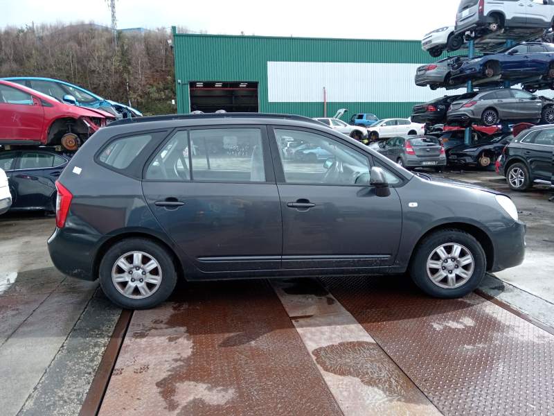 kia carens iii monospace (un) del año 2007