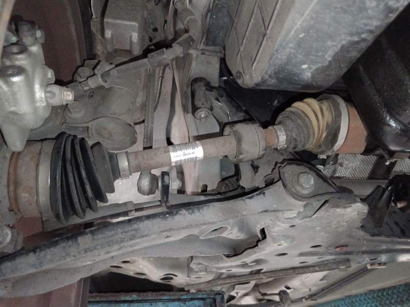 TRANSMISION DELANTERA DERECHA CV173B436AF 