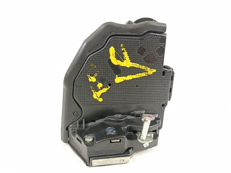 Recambio de cerradura puerta trasera derecha para toyota auris luna referencia OEM IAM 6905002180  