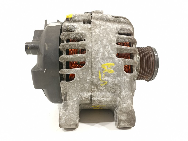 Recambio de alternador para ford fiesta (cb1) ambiente referencia OEM IAM 8V2110300AB  
