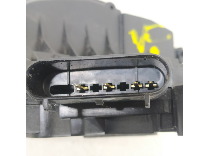 Recambio de cerradura puerta delantera derecha para ford fiesta (cb1) ambiente referencia OEM IAM 8A6AA21812BE  