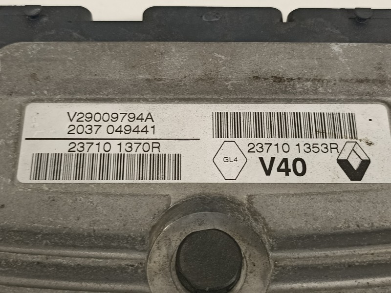 Recambio de centralita motor uce para renault megane iii berlina 5 p dynamique referencia OEM IAM 237101353R 237101370R 23710137
