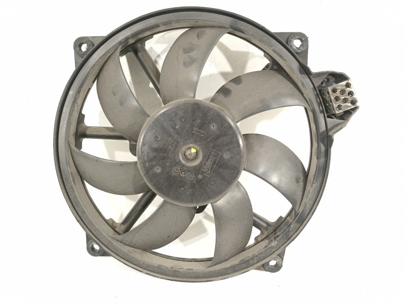 Recambio de electroventilador para renault megane iii berlina 5 p dynamique referencia OEM IAM 214810898R  